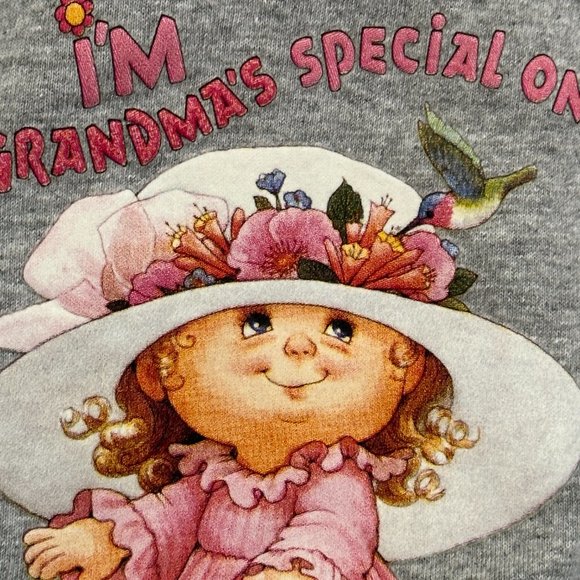 Vintage 90s "I'm Grandma's Special One" 1999 Morehead Graphic Tee 2/4T - Picture 6 of 7